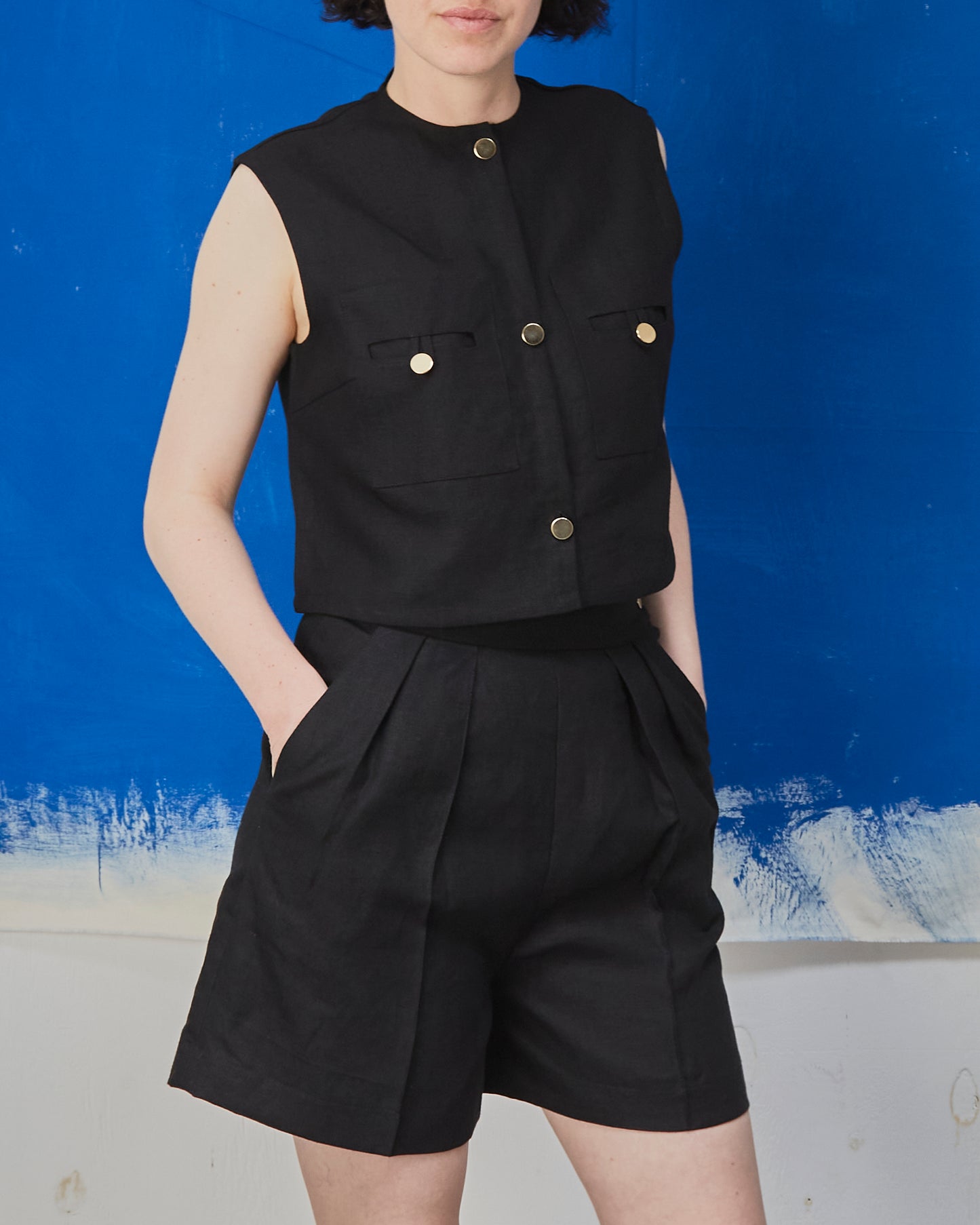 Etienne Shorts Black Linen